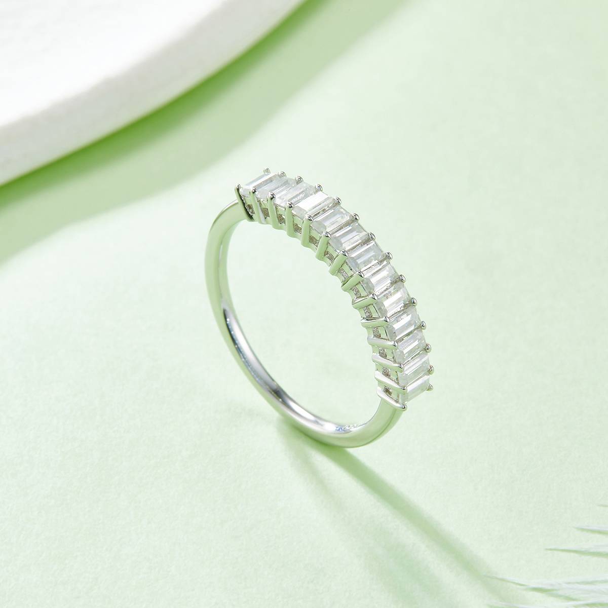 Rectangular S925 silver plated platinum Moissanite women's ring 1.0 carat D-grade
